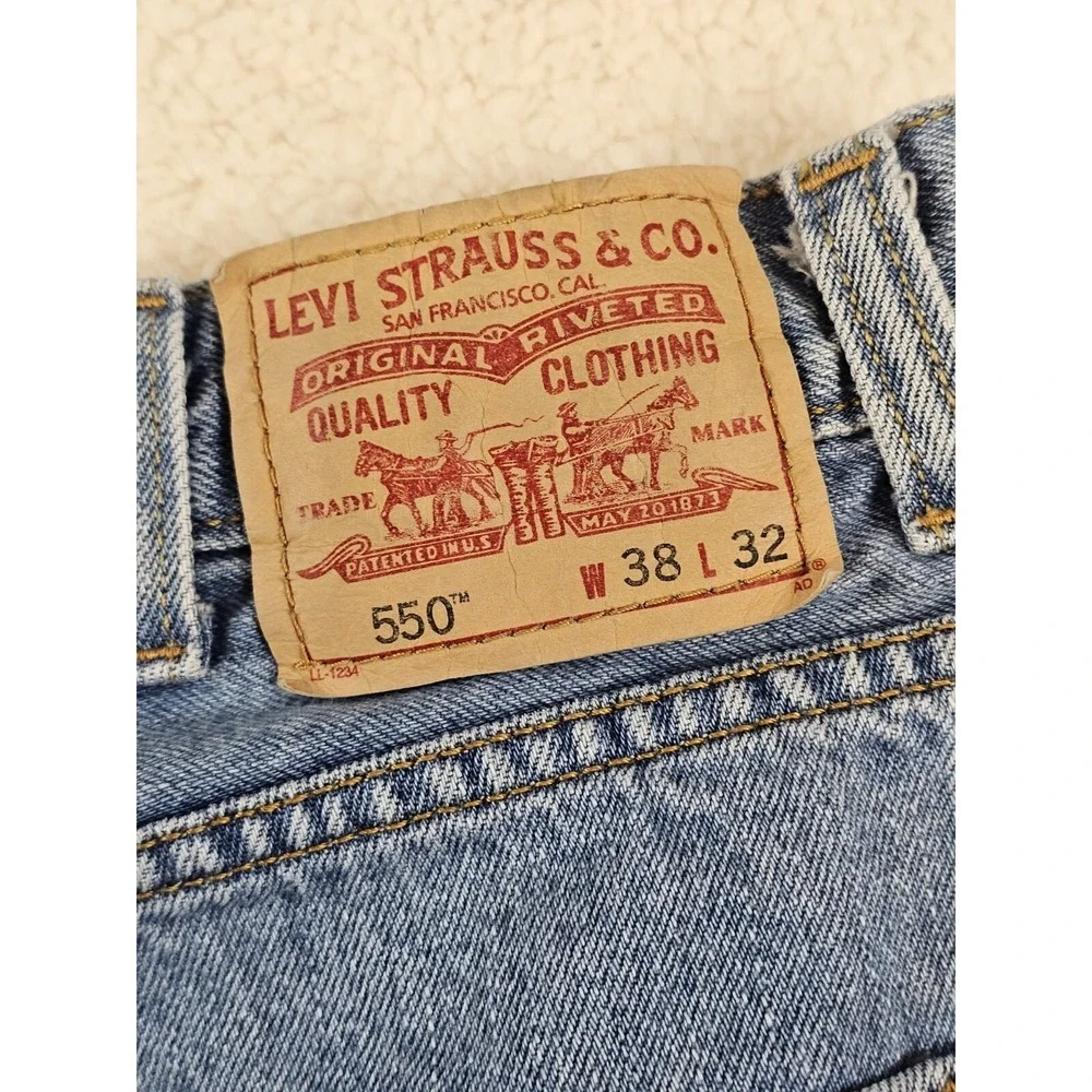Vintage Levi's 550 Jeans Men's 38X32 Relaxed Fit‎ Tapered Light Wash Y2K Baggy